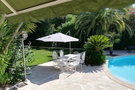 Villa de charme 3 chambres beau jardin avec piscine - Photo 3