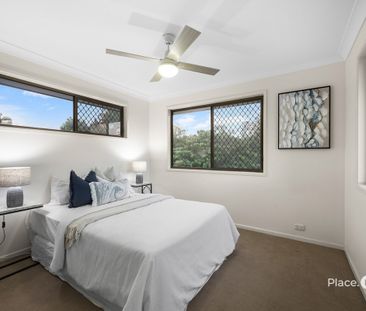 Brilliant family home in Carindale - Photo 4