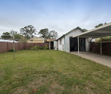 27 Kentucky Road, Riverwood NSW 2210 - House For Rent | Domain - Photo 2