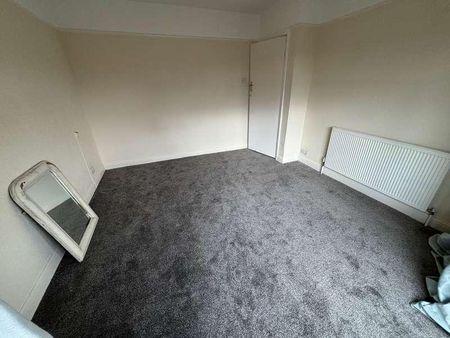 Hillcrest Road, Manchester, M25 - Photo 3