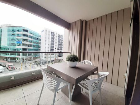 Double Level Apartment in Great Location - Photo 4
