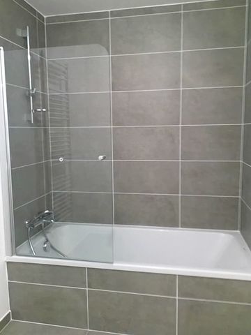Location Appartement 3 pièces 64m² ANNECY 74000 - Photo 2