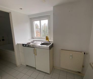 Kleine 1-Raum-Wohnung im DG zu vermieten - Photo 1