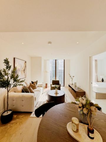 2 Bedroom 1 Bathroom Flat2509 - Photo 2