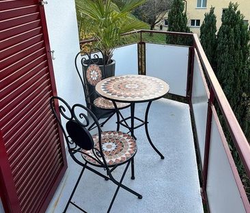 Modern 3.5-room penthouse apartment with beautiful views in charmin... - Foto 4