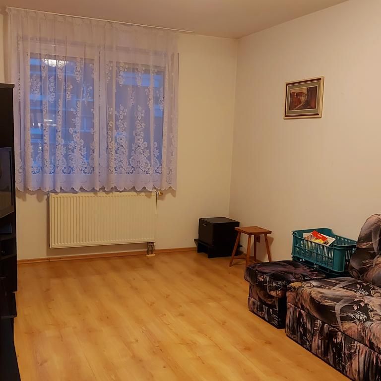Pronájem bytu 2+kk 72 m2 - Fotografie 1