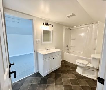 For Lease - 51 Reddick Street, Prince Edward County, Ontario - Photo 3