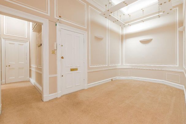 3 bedroom flat to rent - Photo 1