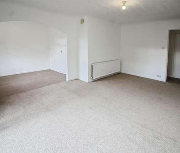 Cherrywood Gardens, Leeds, LS14 - Photo 2