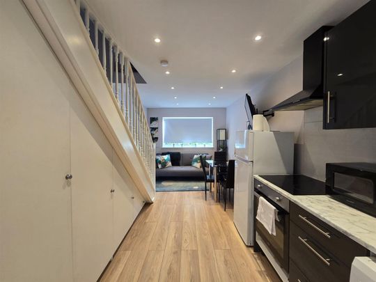 Gresham Gardens, London NW11 - Photo 1