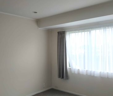 2-BEDROOM IN MACLEANS ZONE - Photo 1