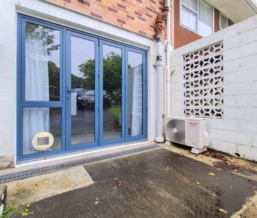 Love Nest or Private Sanctuary - Photo 2