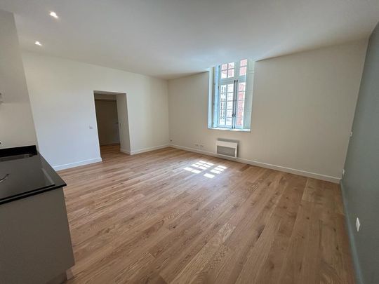 Location Appartement 1 pièce 39m² - Photo 1