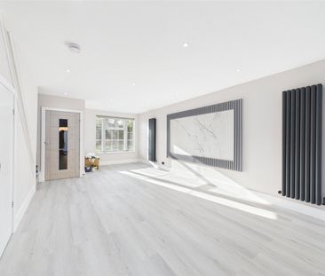 Yeomans Mews, Isleworth, Middlesex, TW7 - Photo 1