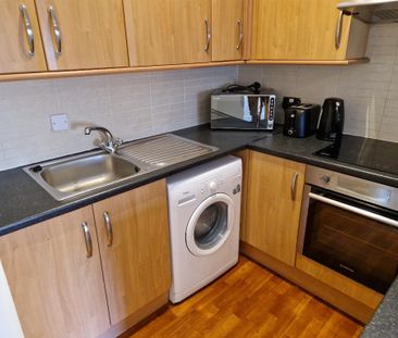 1 bedroom flat to rent - Photo 3