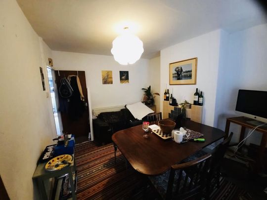 3 bedroom terraced house to rent - Photo 1