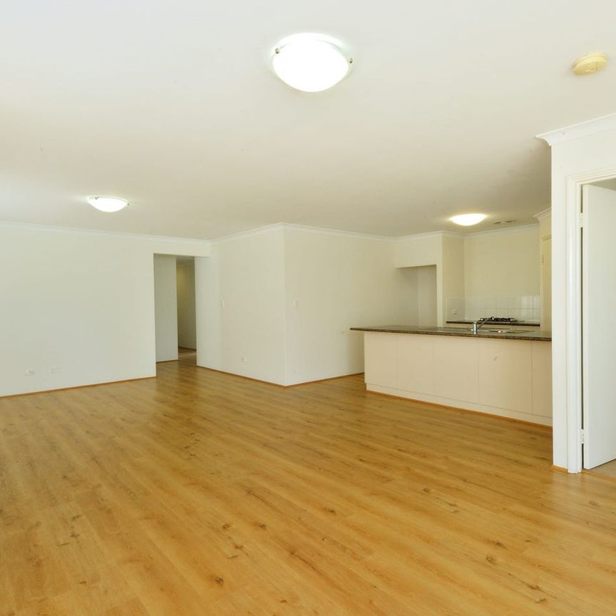 BALDIVIS - 3 X 2 READY TO MOVE IN - Photo 1