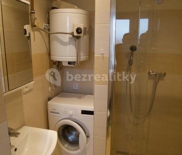 Pronájem bytu 2+1 • 50 m² bez realitkySmetáčkova, Slaný - Slaný, St... - Photo 3