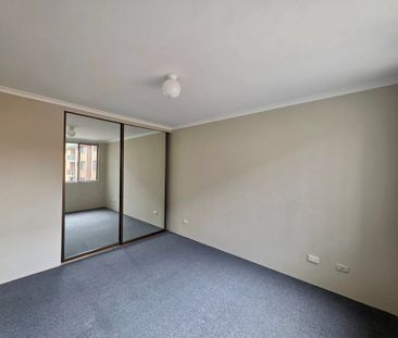 2 Bedroom Apartment in Prime Location - Photo 1