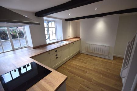 2 bedroom terraced house to rent - Photo 4