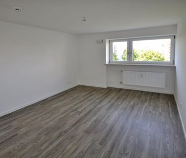 Komplett sanierte 3-Zimmer-Wohnung mit überdachtem Balkon in Taufki... - Foto 6