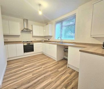 North Hill Drive, Romford, RM3 - Photo 6