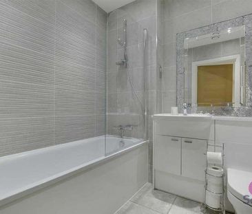 Royal Engineers Way, Mill Hill East, NW7 - Photo 6