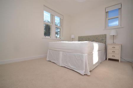 Northcote Road, St Margarets - 1 bedroomProperty for lettings - Chasebuchanan - Photo 3