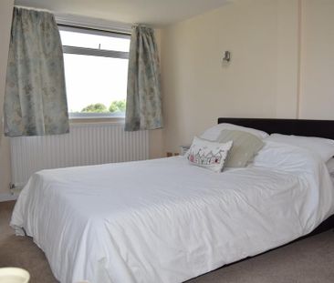 4 bedroom detached house to rent - Photo 6