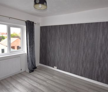 3 bedroom house - terraced to rent - Photo 3