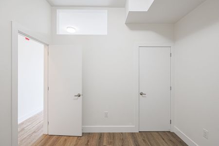 For Lease - 3020 Dundas Street Unit# 204, Toronto, Ontario - Photo 4