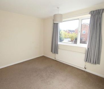 3 bedroom semi-detached house to rent - Photo 6