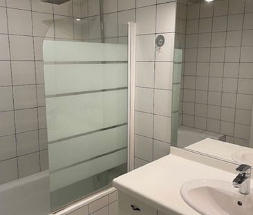 Location Appartement 3 pièces 66m² - Photo 3