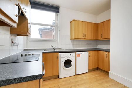 Studio to rent - Photo 4