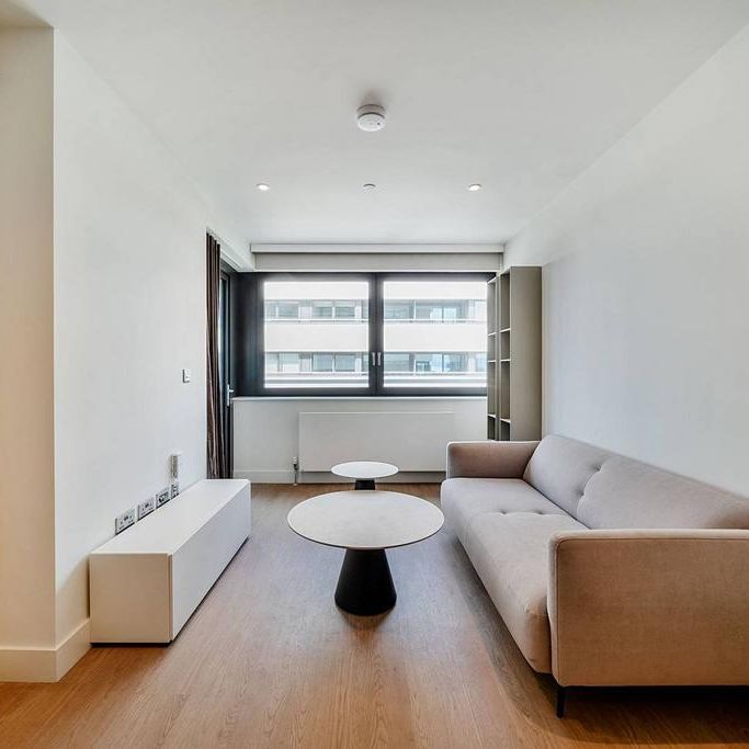 1 bedroom flat to rent - Photo 1