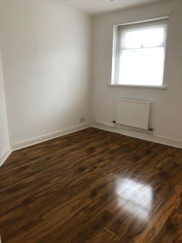 North Clive Street, CARDIFF - Photo 2