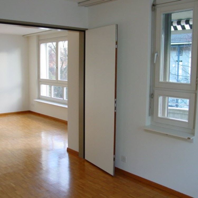 2 ½ Zimmer-Wohnung in Schwerzenbach mieten - Photo 1
