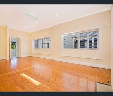 Charming 2-Bedroom Home with Courtyard & Character Features - Photo 1