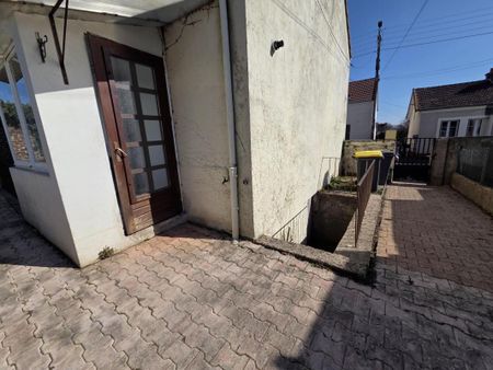 Location Maison 3 pièces 60m² LE CREUSOT 71200 - Photo 5