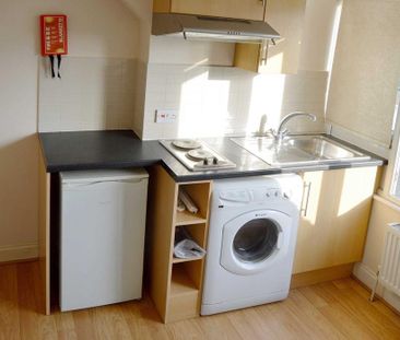 Studio to rent - Photo 5