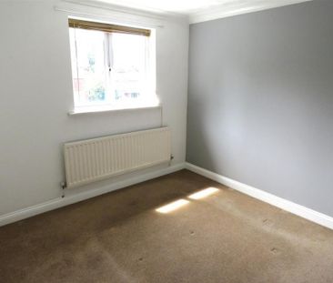 2 bedroom maisonette to rent - Photo 3