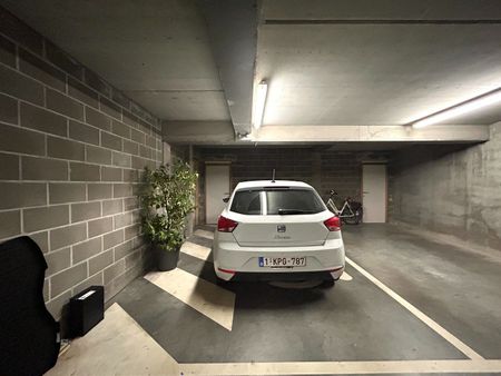Instapklaar appartement met terras te centrum Tielt! - Photo 3
