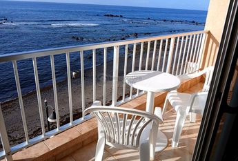 **To rent in Las Galletas, 2 bedroom apartment