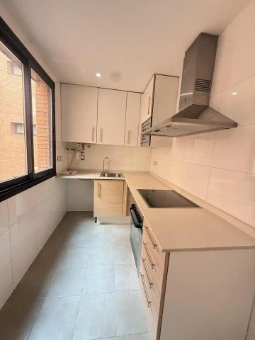 Piso de alquiler en De Euterpe, Rejas - Photo 5