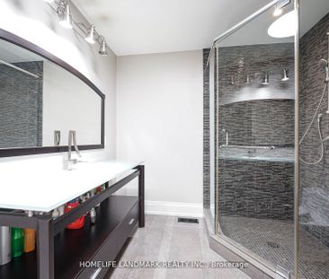 For Lease - 450 Meadow Wood Road, Mississauga, Ontario - Photo 2