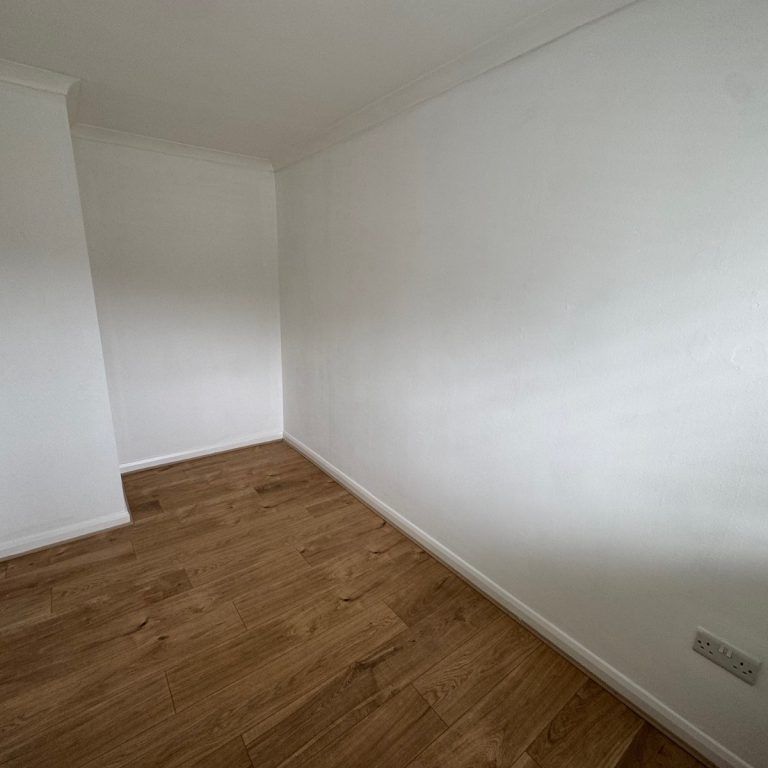 2 Bedroom House - Turnstone Gardens, Southampton - Photo 1