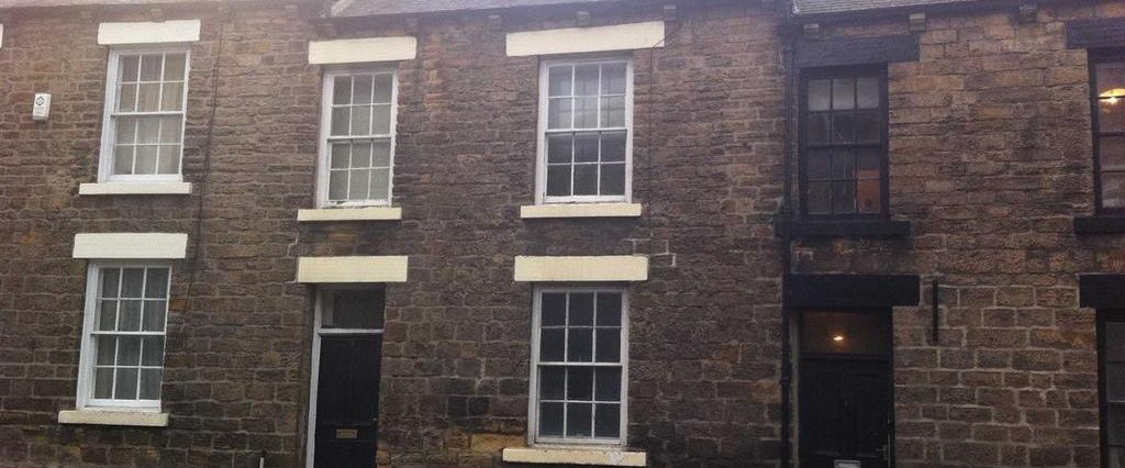 3 bedroom private hall to rent - Photo 1