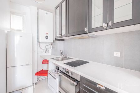 Rental Apartment Paris 18th Grandes-Carrières - Photo 5