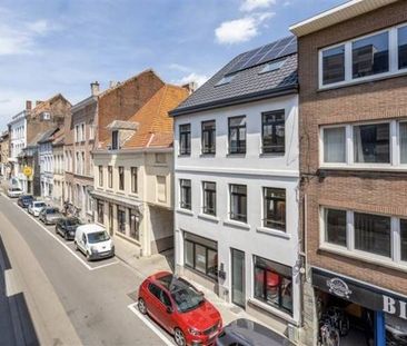 Appartement te huur - Foto 1