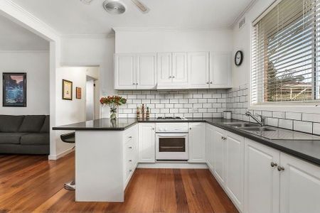 201 Oriel Road, Heidelberg West VIC 3081 - Photo 2